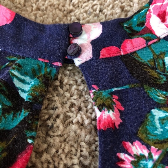 Altair’d State Floral 3/4 Sleeve Dress w/Keyholes - Picture 9 of 9